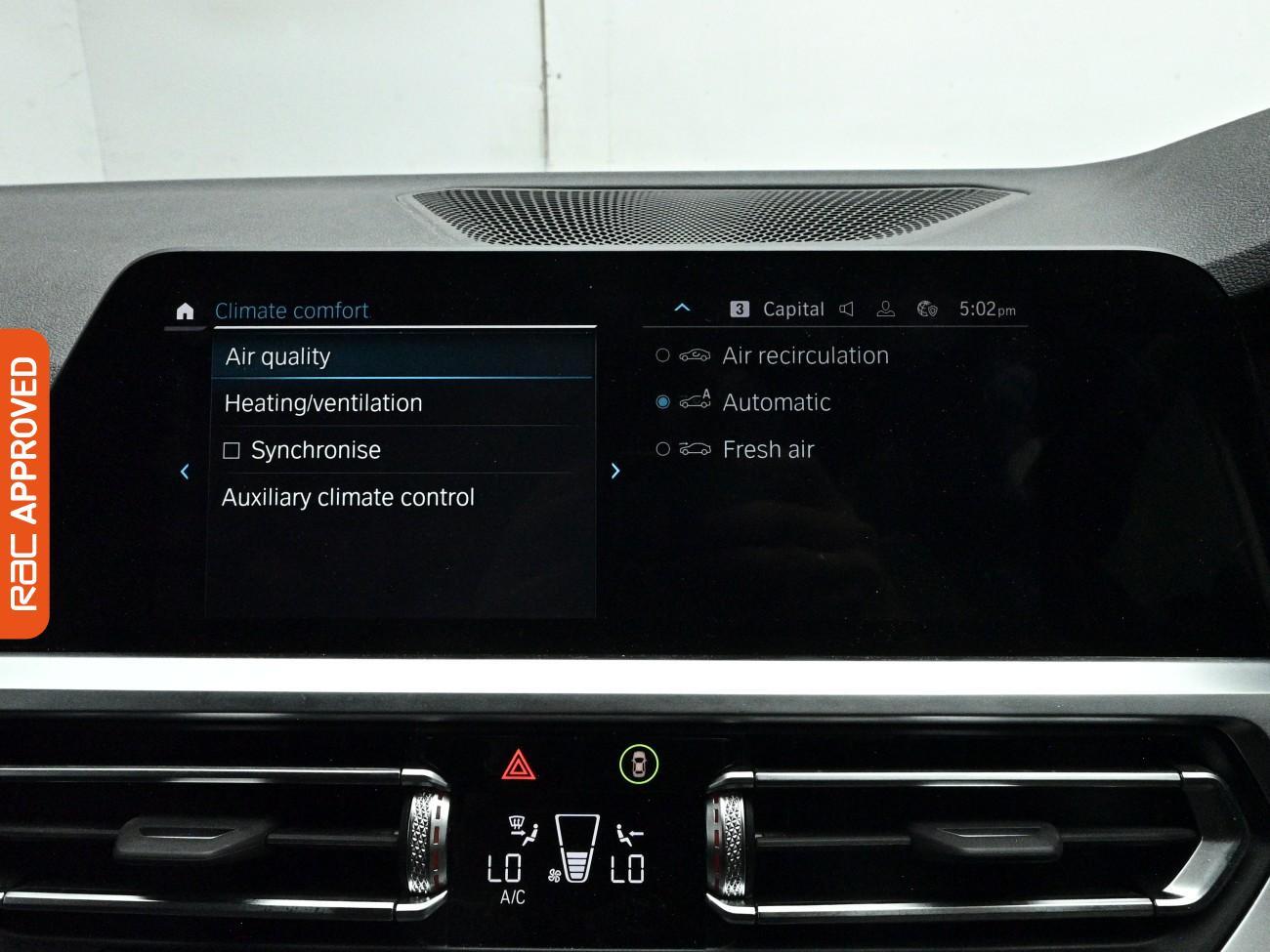 BMW 3 Series view 18