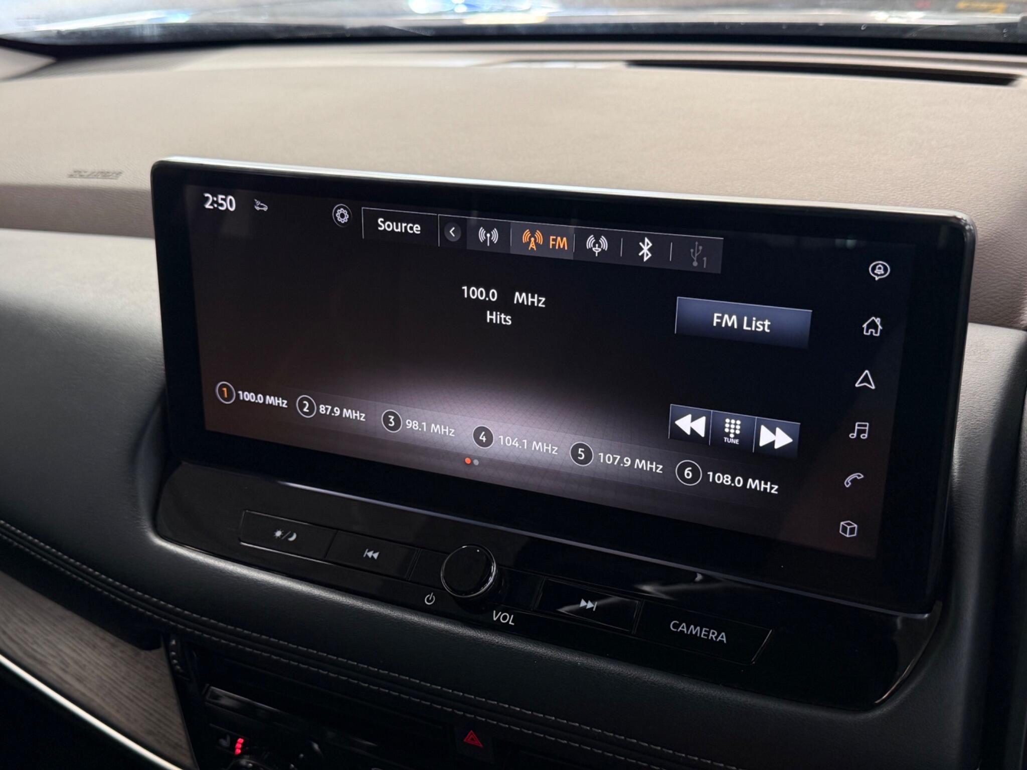 Nissan X-Trail view 28