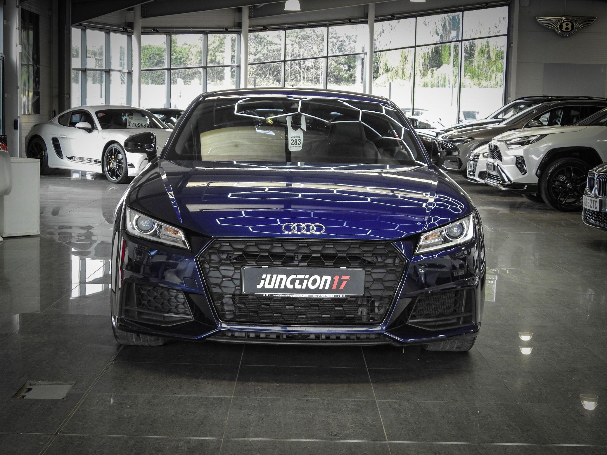 Audi TT view 6