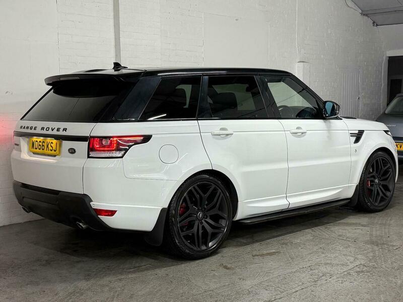 2017 Land Rover Range Rover Sport 3.0 SD V6 HSE Dynamic Auto 4WD Euro 6 (s/s) 5dr • 97,500 miles image 17