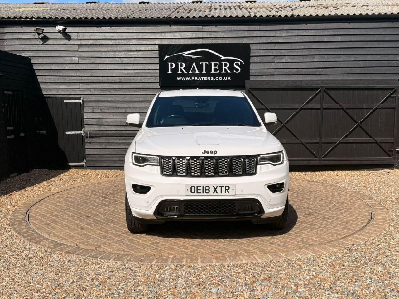 Jeep Grand Cherokee view 35