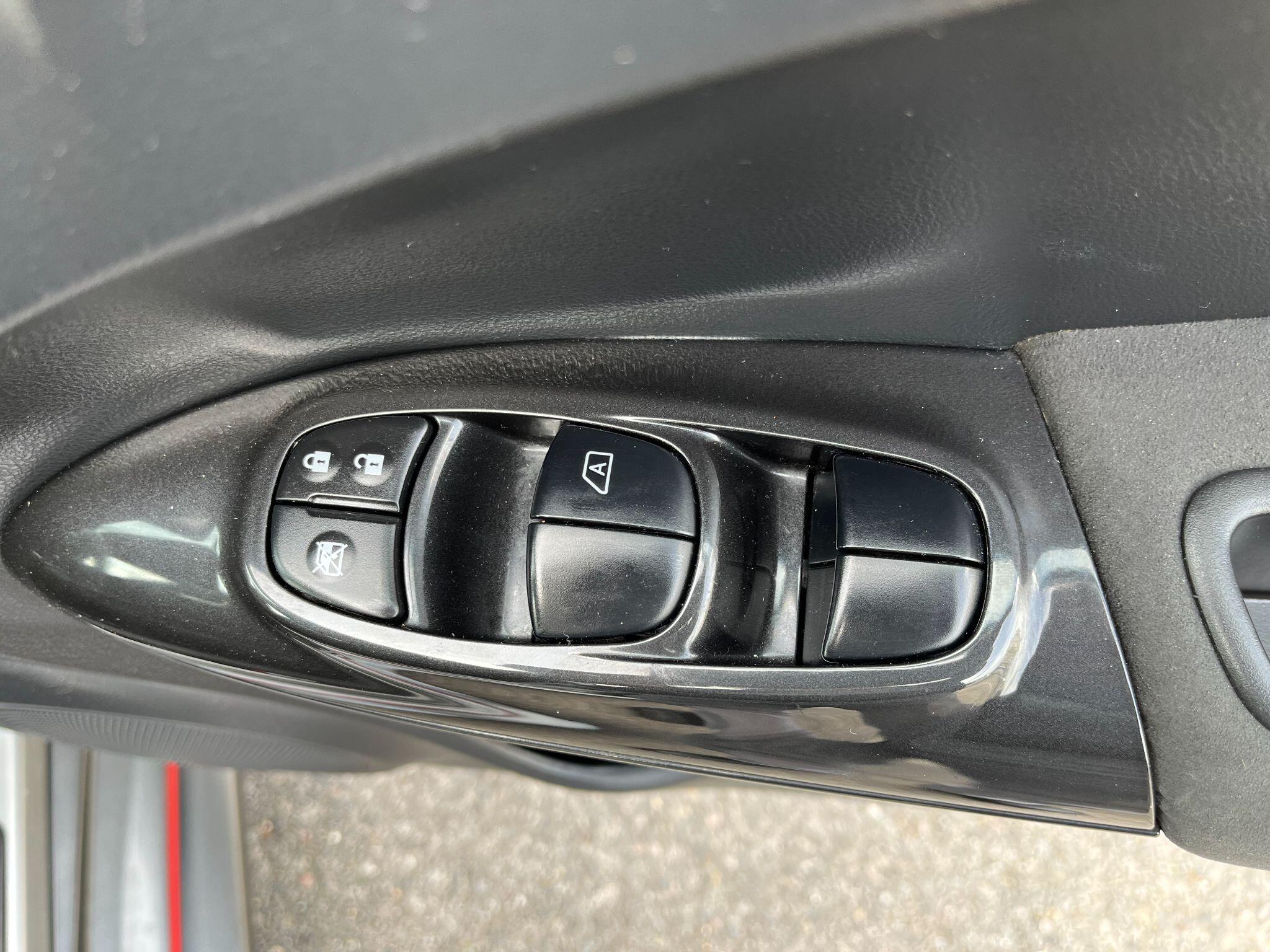 Nissan Juke view 14