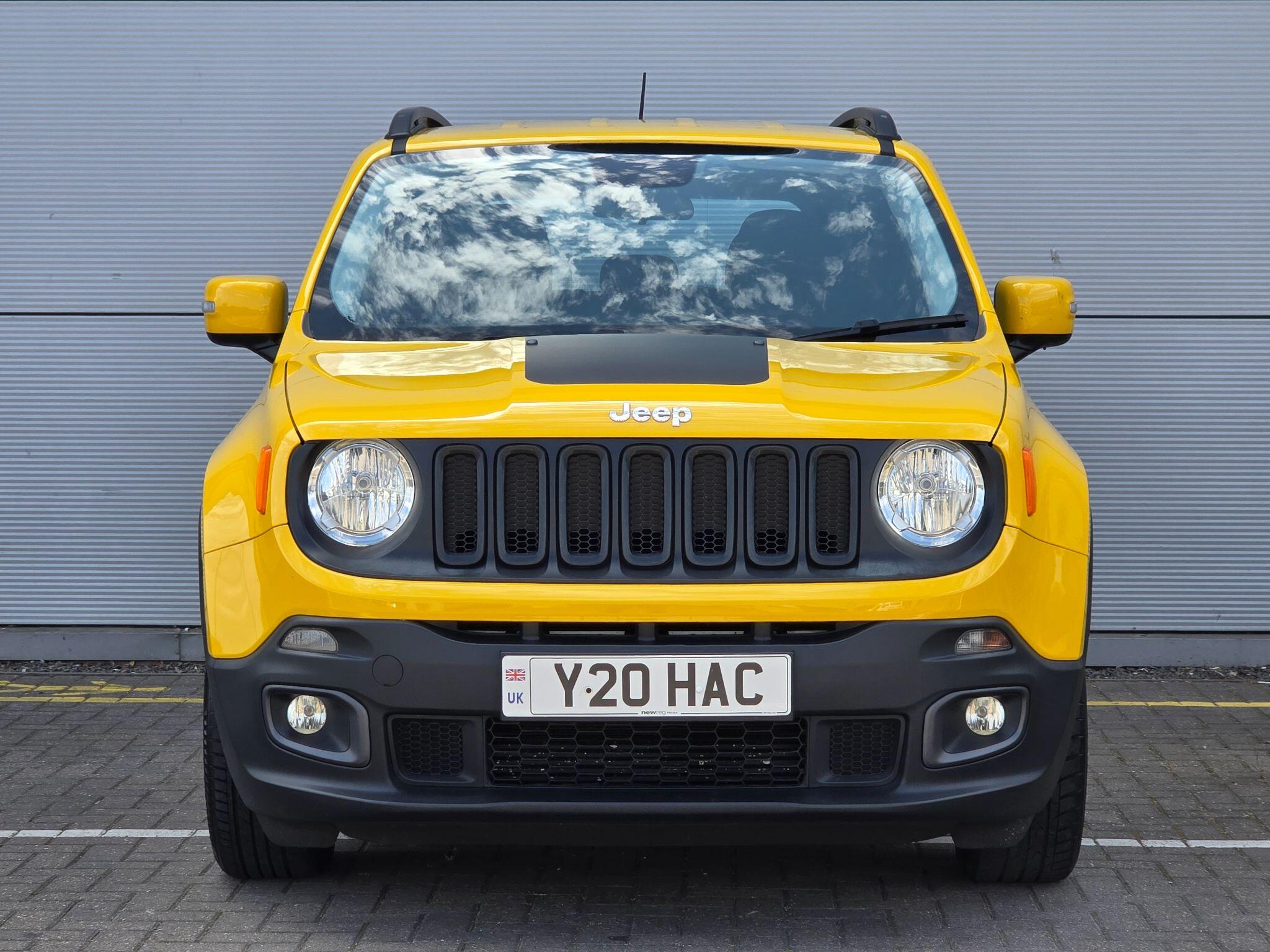 Jeep Renegade view 3