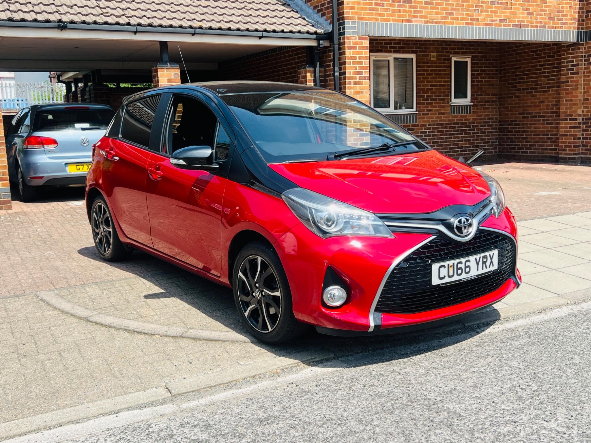 Toyota Yaris view 8