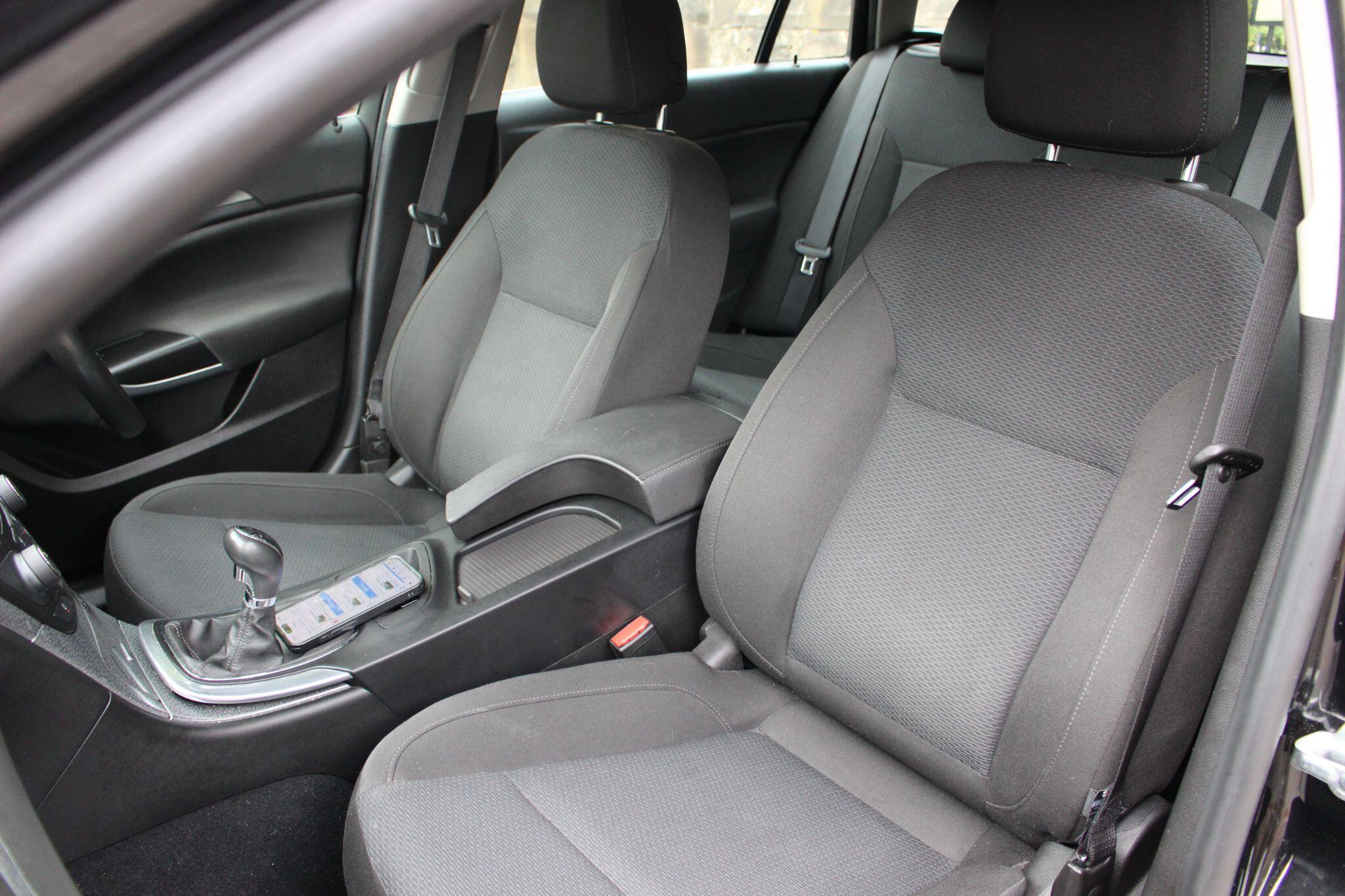 Vauxhall Insignia view 18