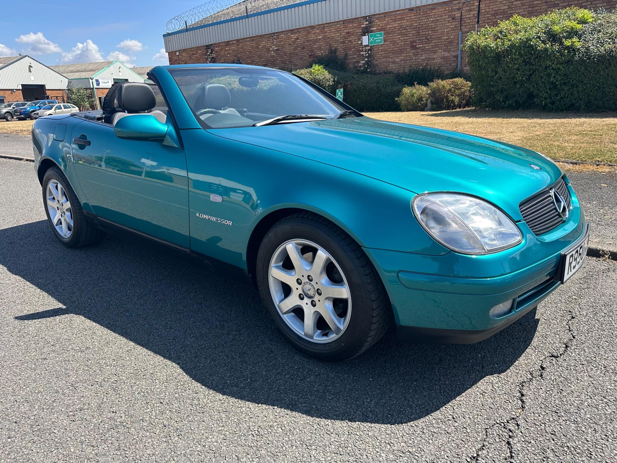 Mercedes-Benz SLK view 22