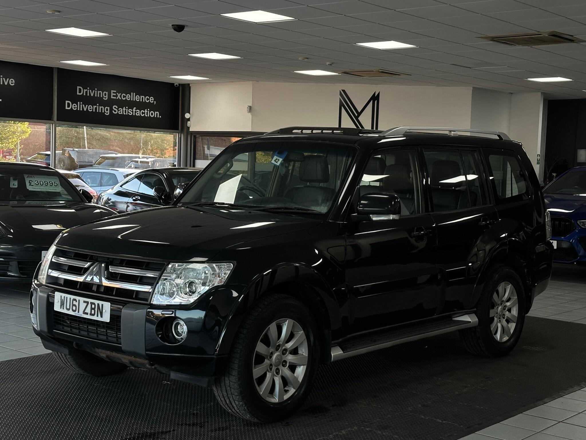 Mitsubishi Shogun view 7