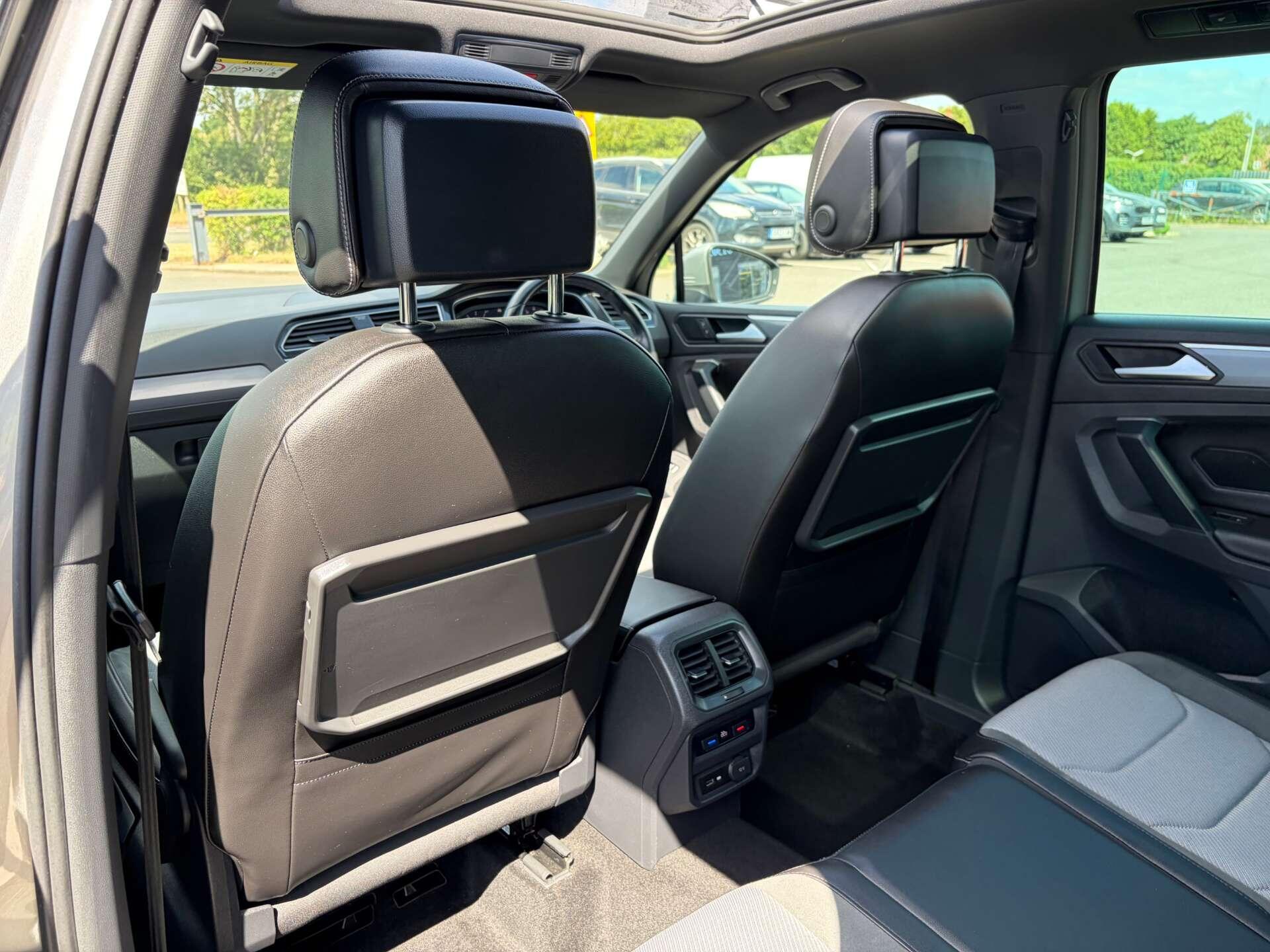 Volkswagen Tiguan view 22