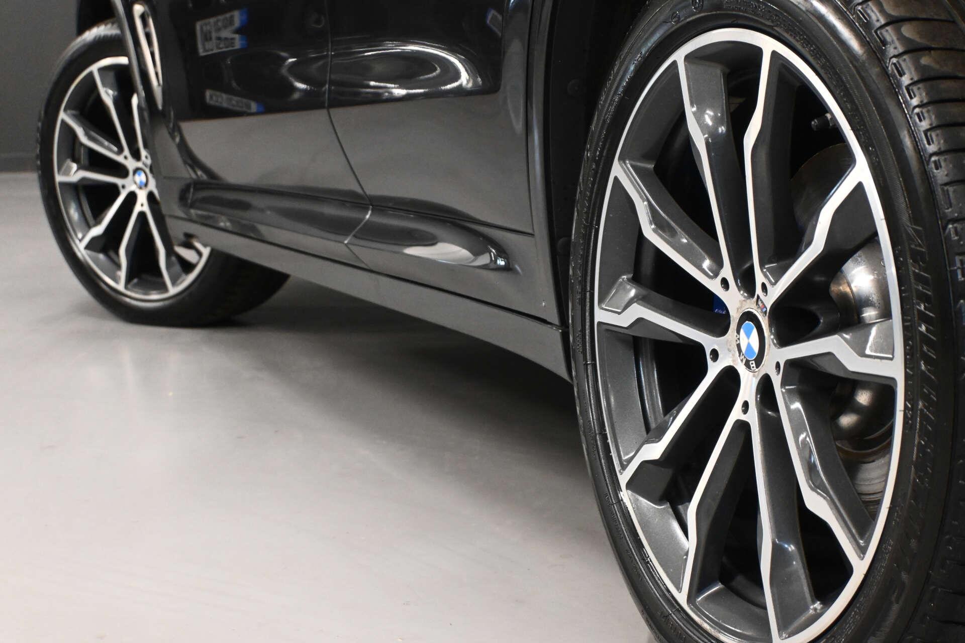 BMW X3 view 13