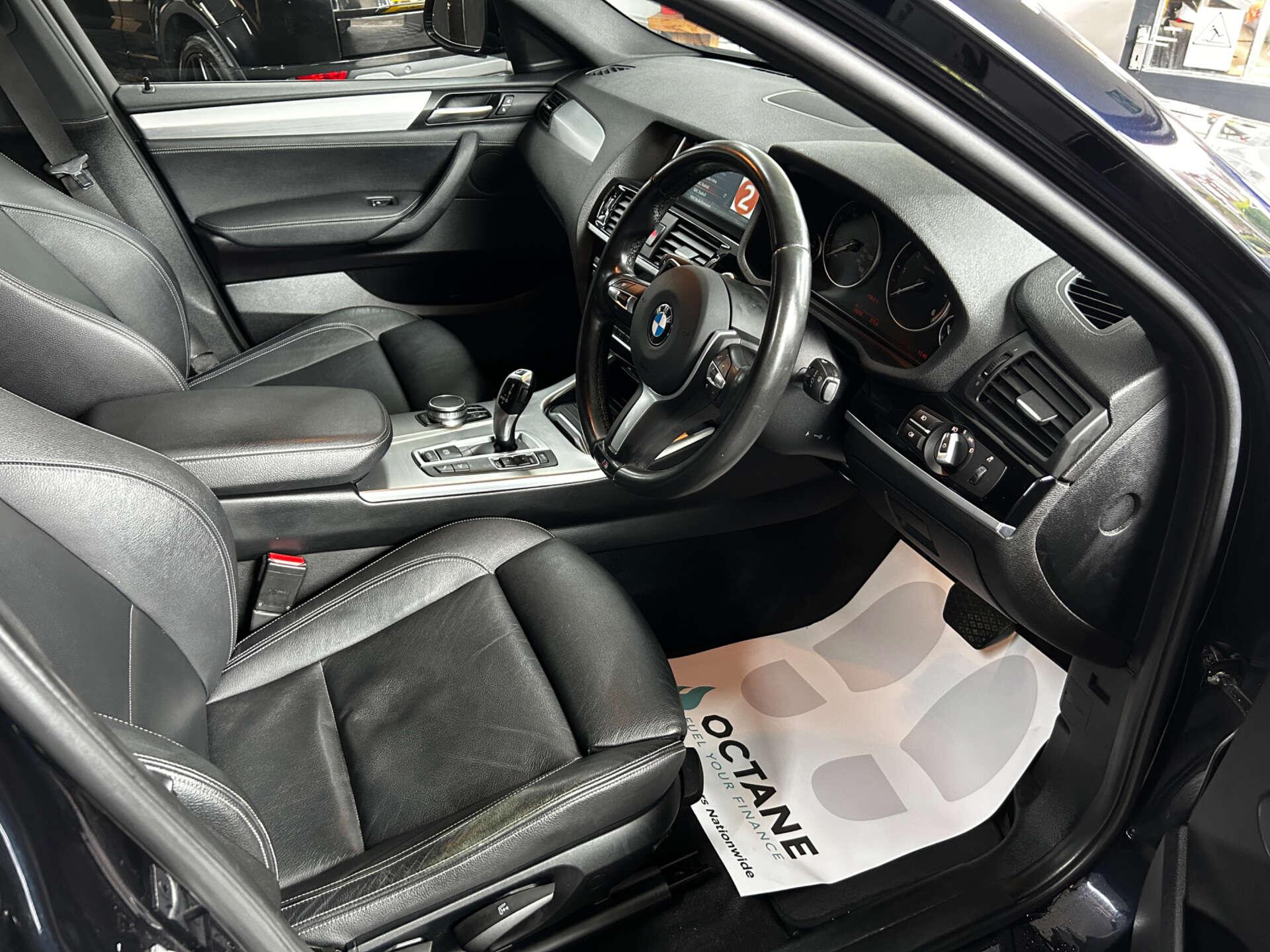 BMW X4 view 25