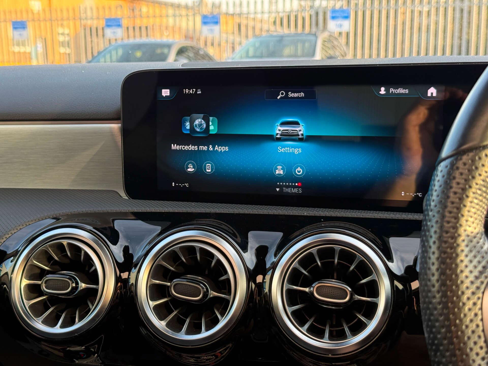 Mercedes-Benz A Class view 68