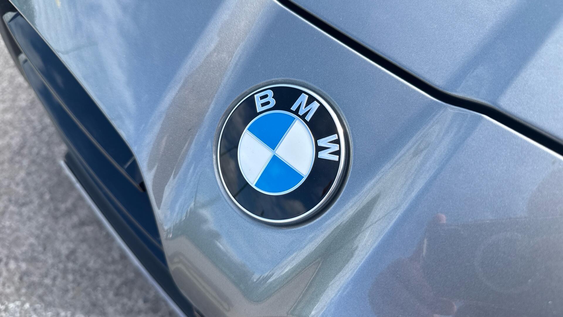 BMW M4 view 32