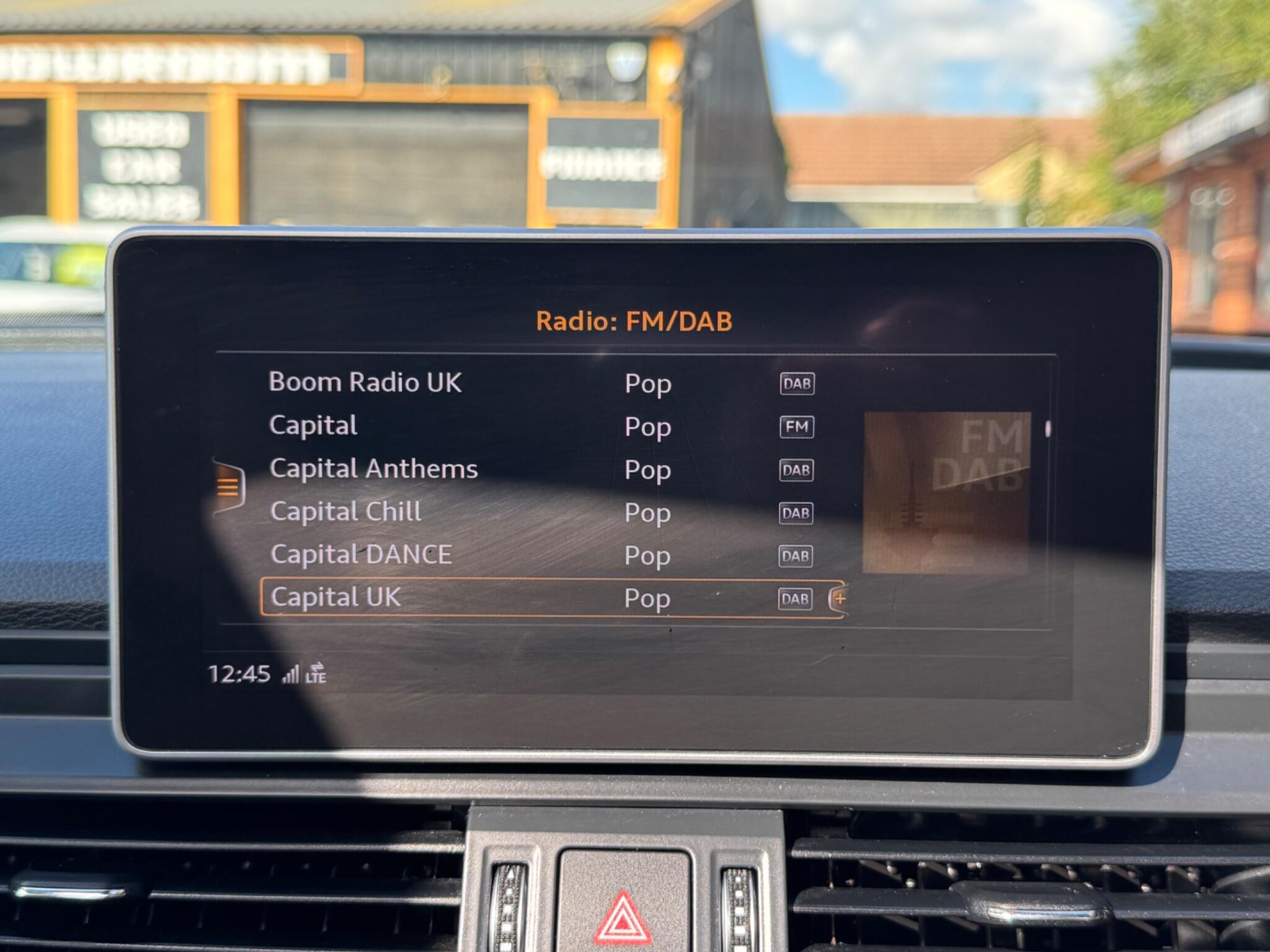 Audi Q5 view 30