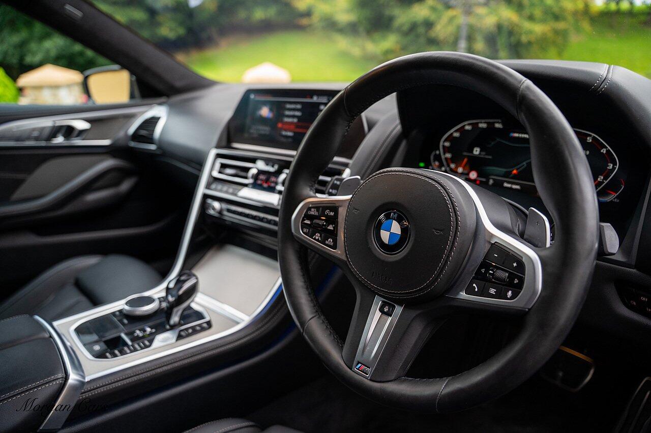BMW 8 Series view 38
