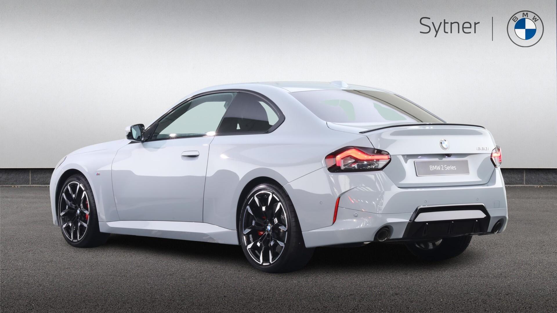 BMW 2 Series view 2