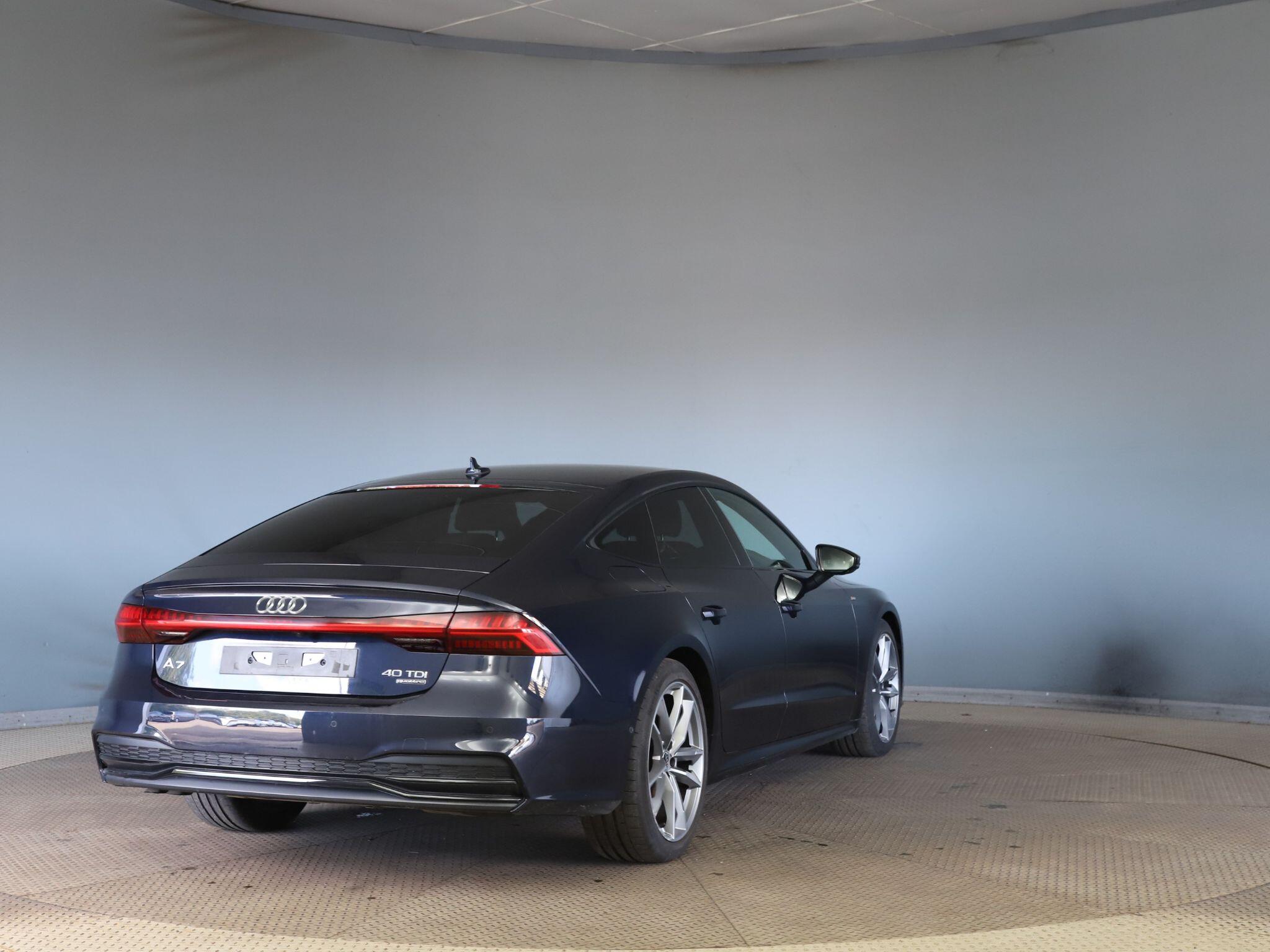 Audi A7 view 6