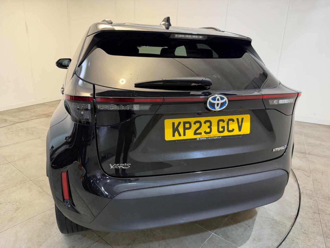 Toyota Yaris Cross view 15