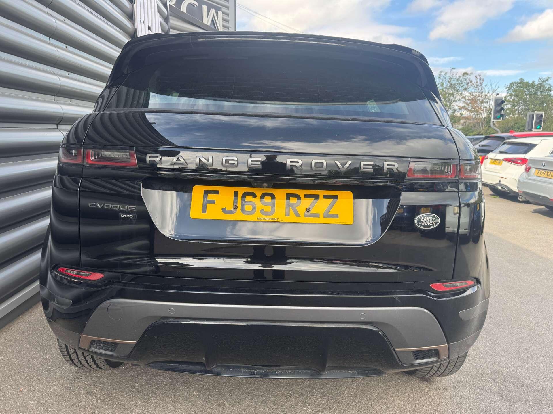 Land Rover Range Rover Evoque view 4