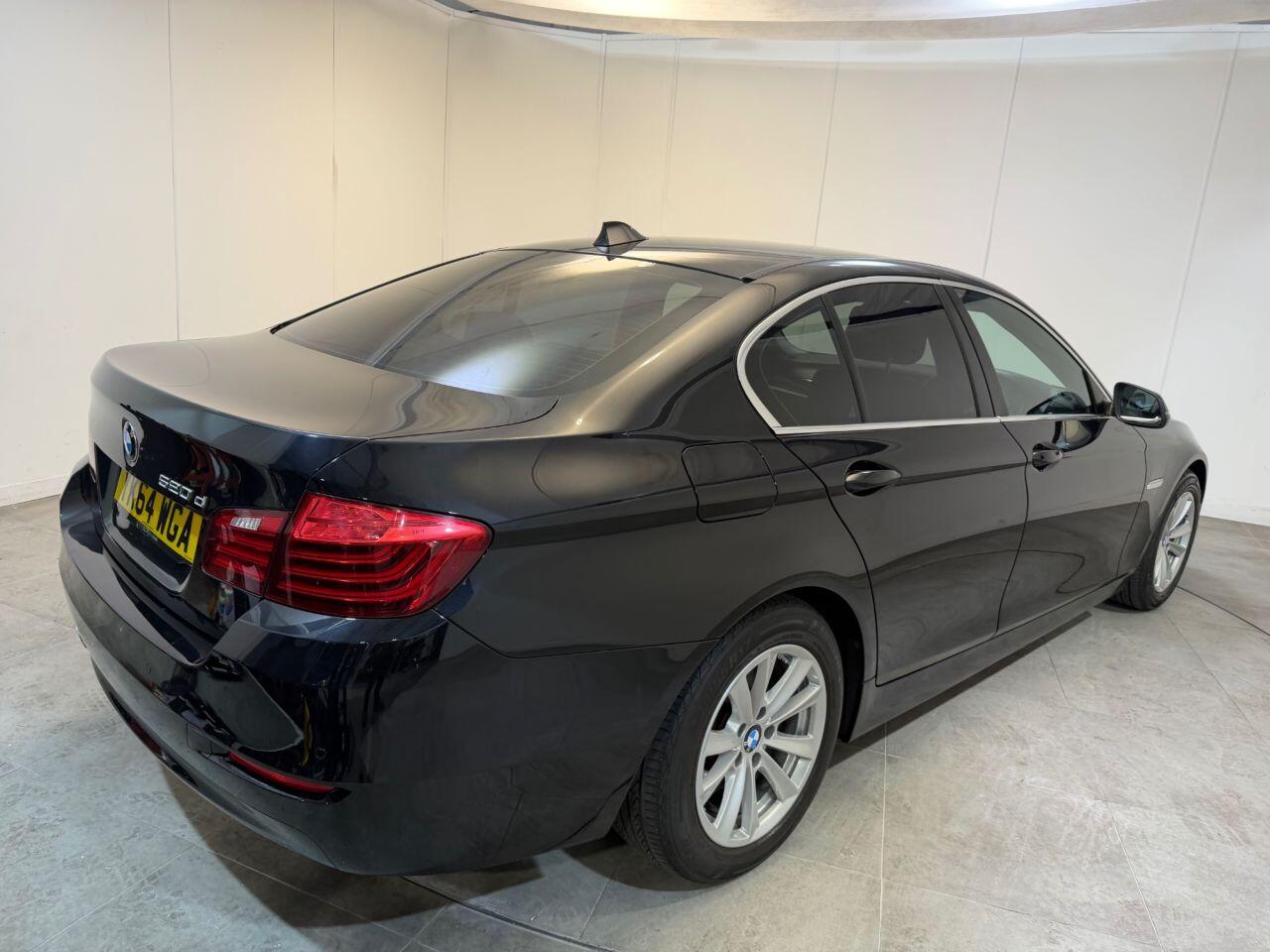 BMW 5 Series view 5