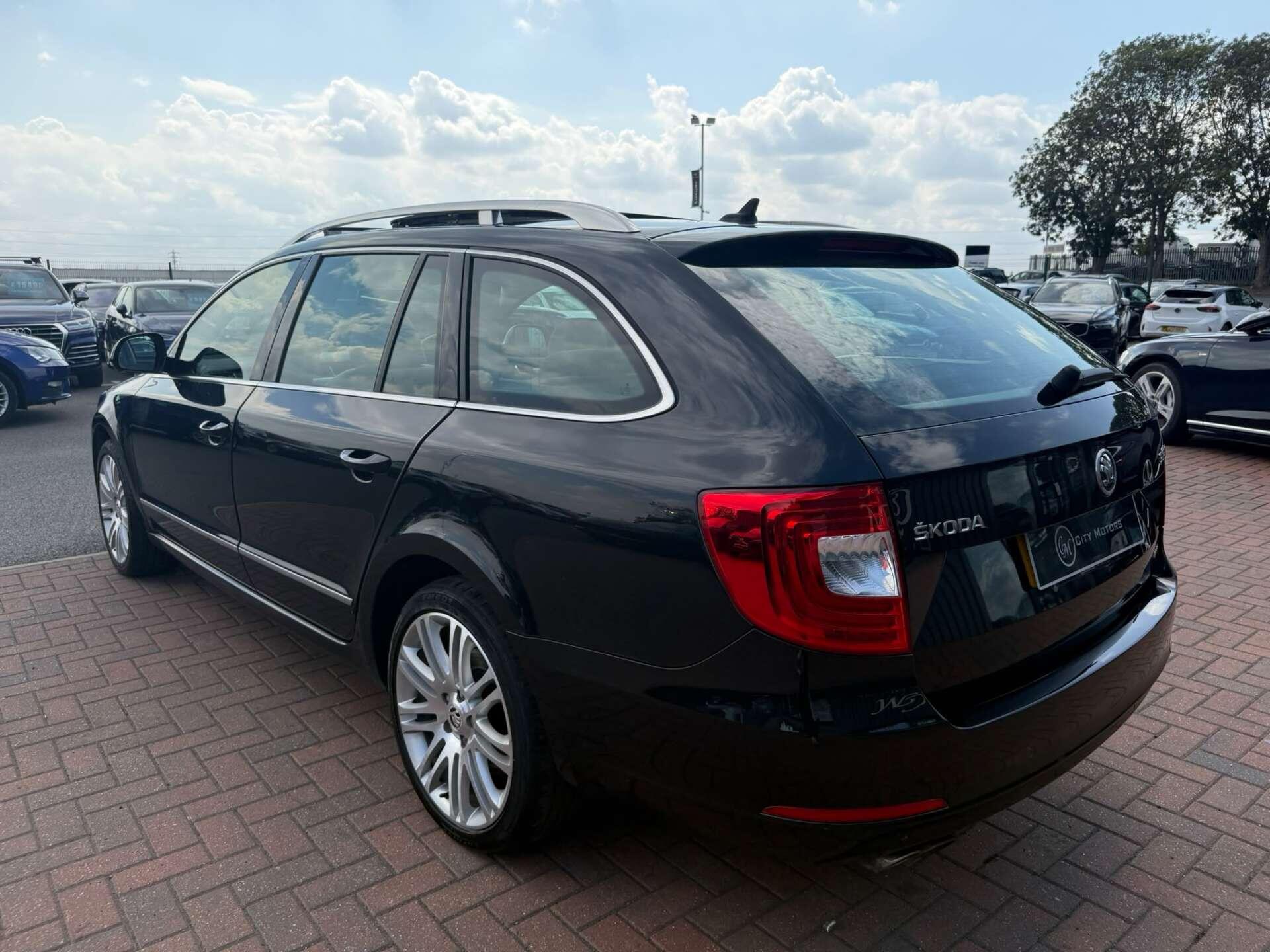 Skoda Superb view 15