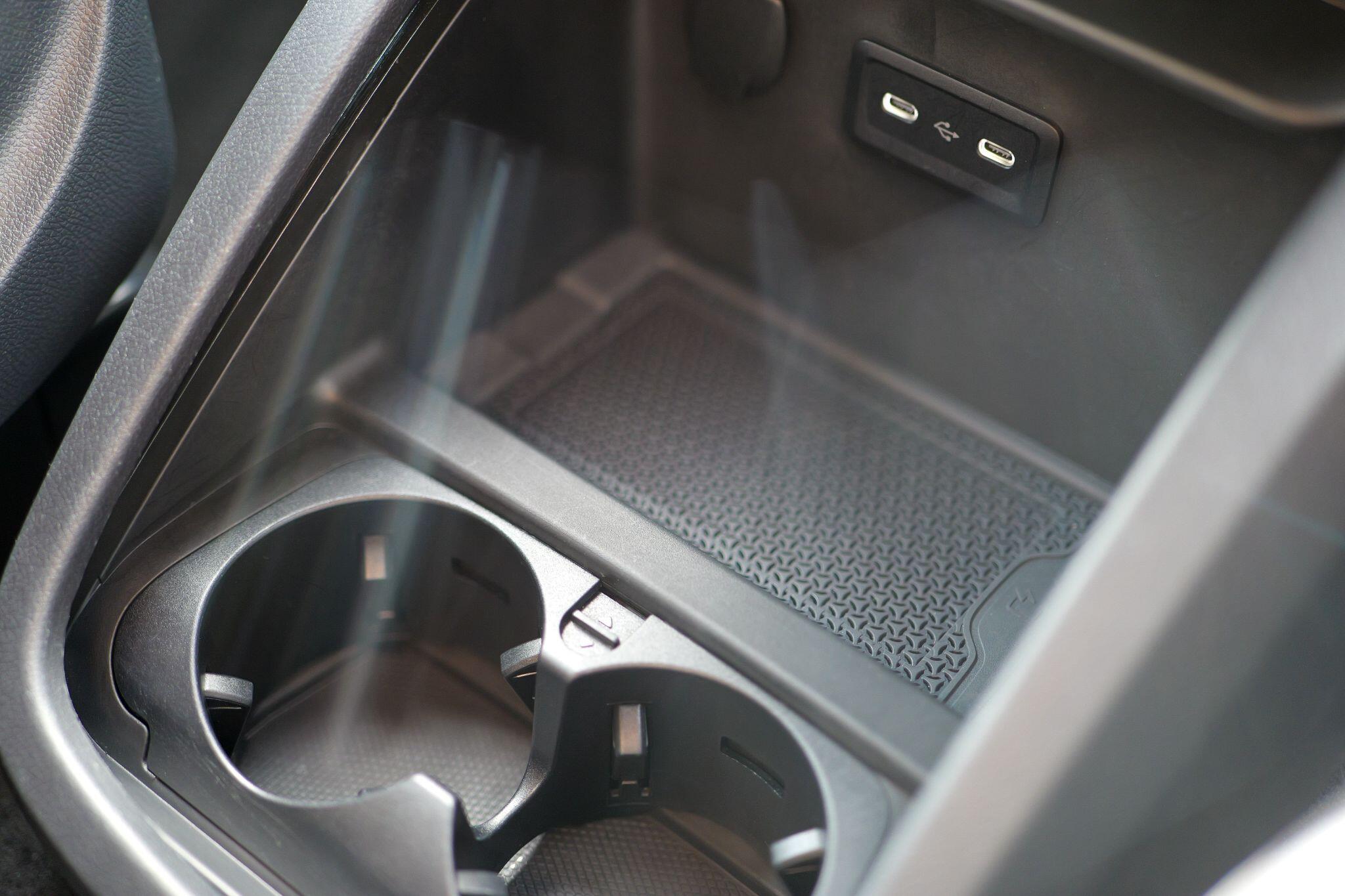 Mercedes-Benz V Class view 17