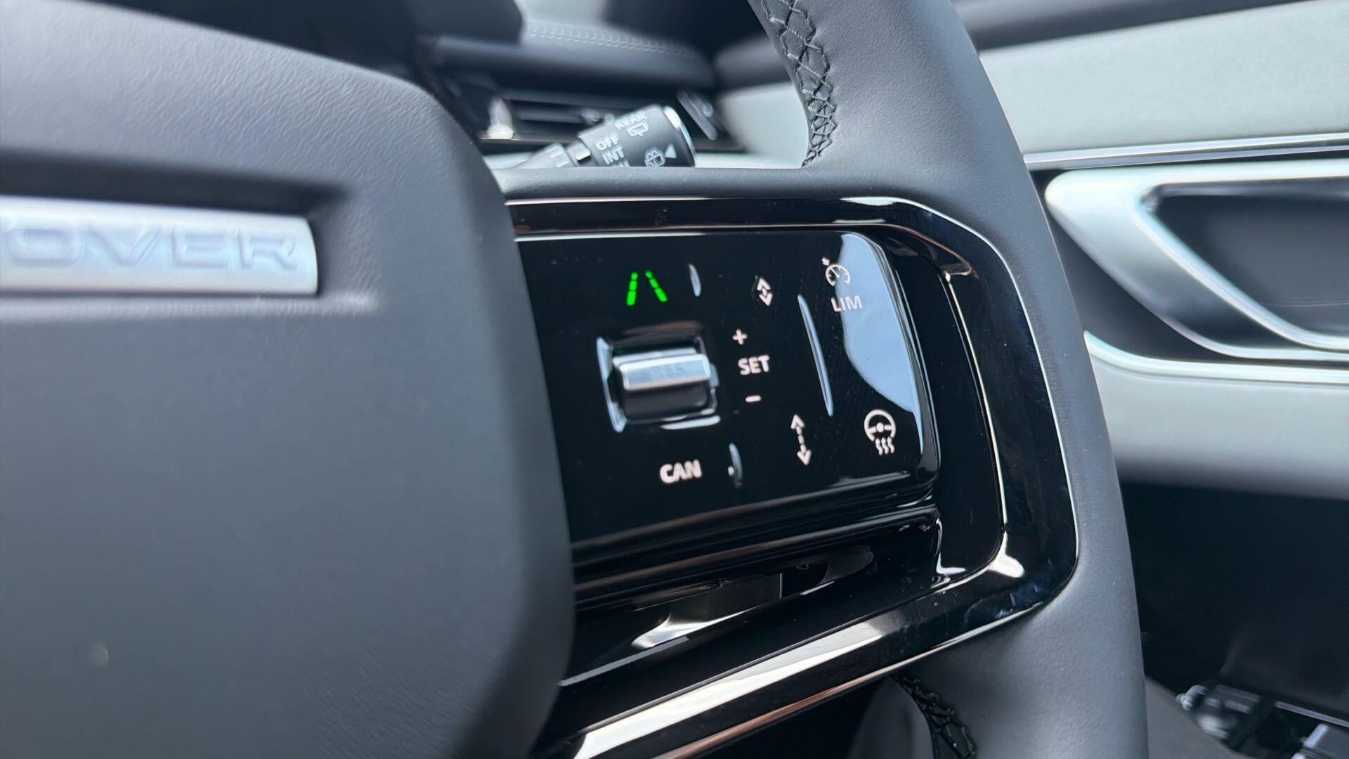 Land Rover Range Rover Velar view 16