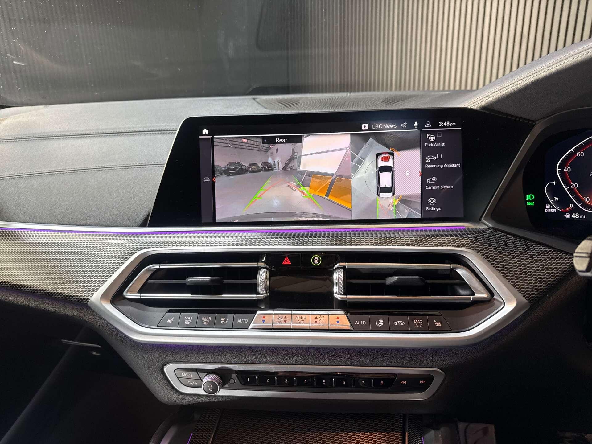 BMW X6 view 40