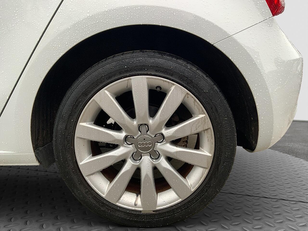 Audi A1 view 22