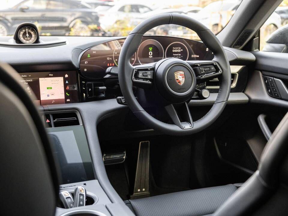 Porsche Taycan view 9