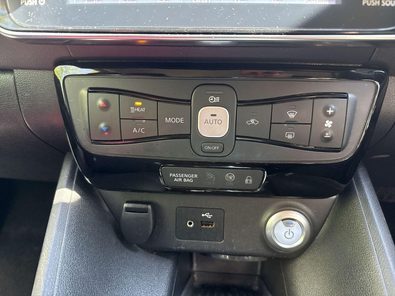 Nissan Leaf view 19