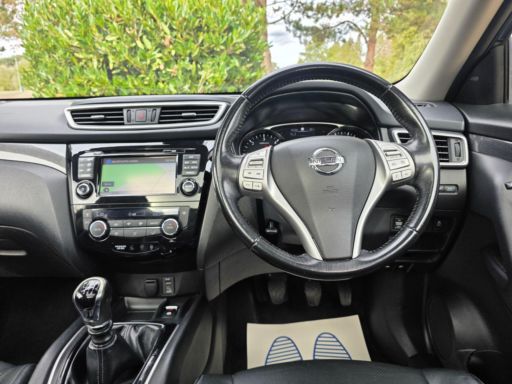 Nissan X-Trail view 17