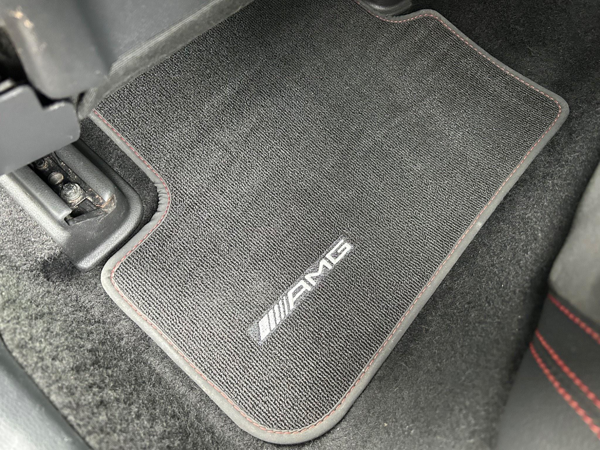 Mercedes-Benz Cla view 24