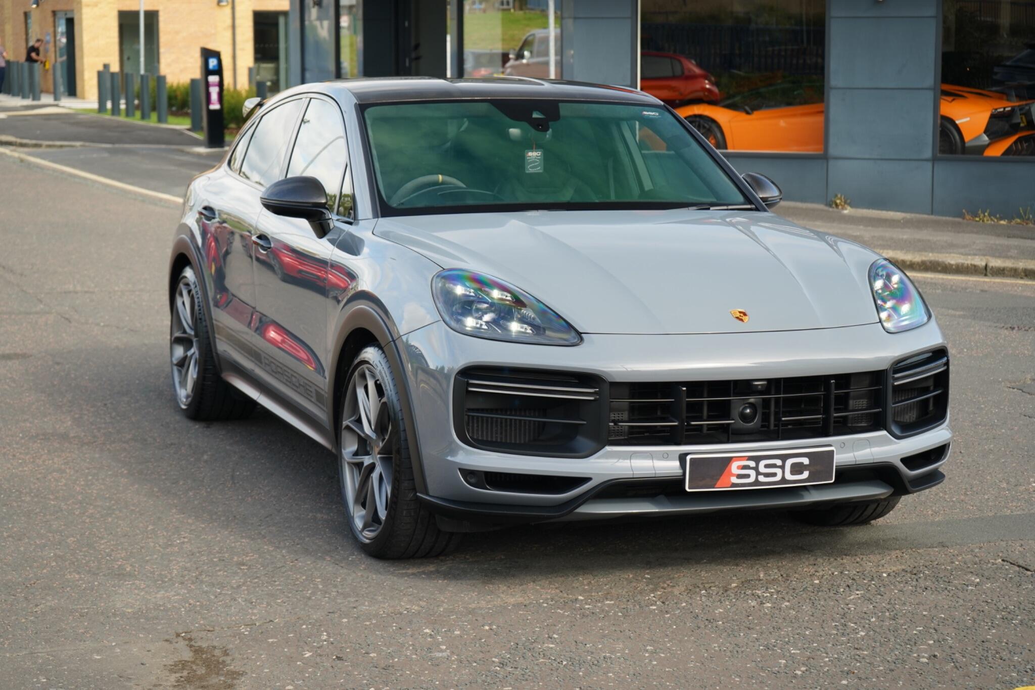 Porsche Cayenne view 5