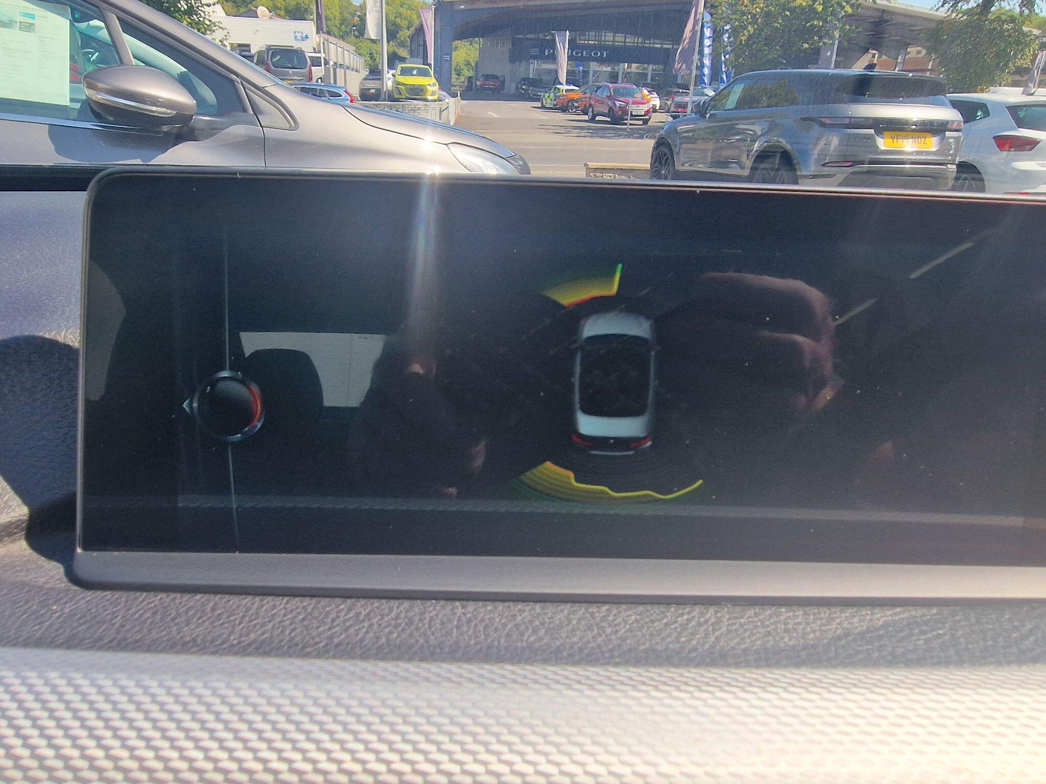 BMW 4 Series view 8