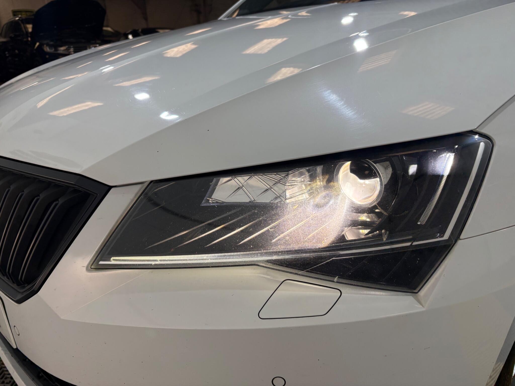 Skoda Superb view 61