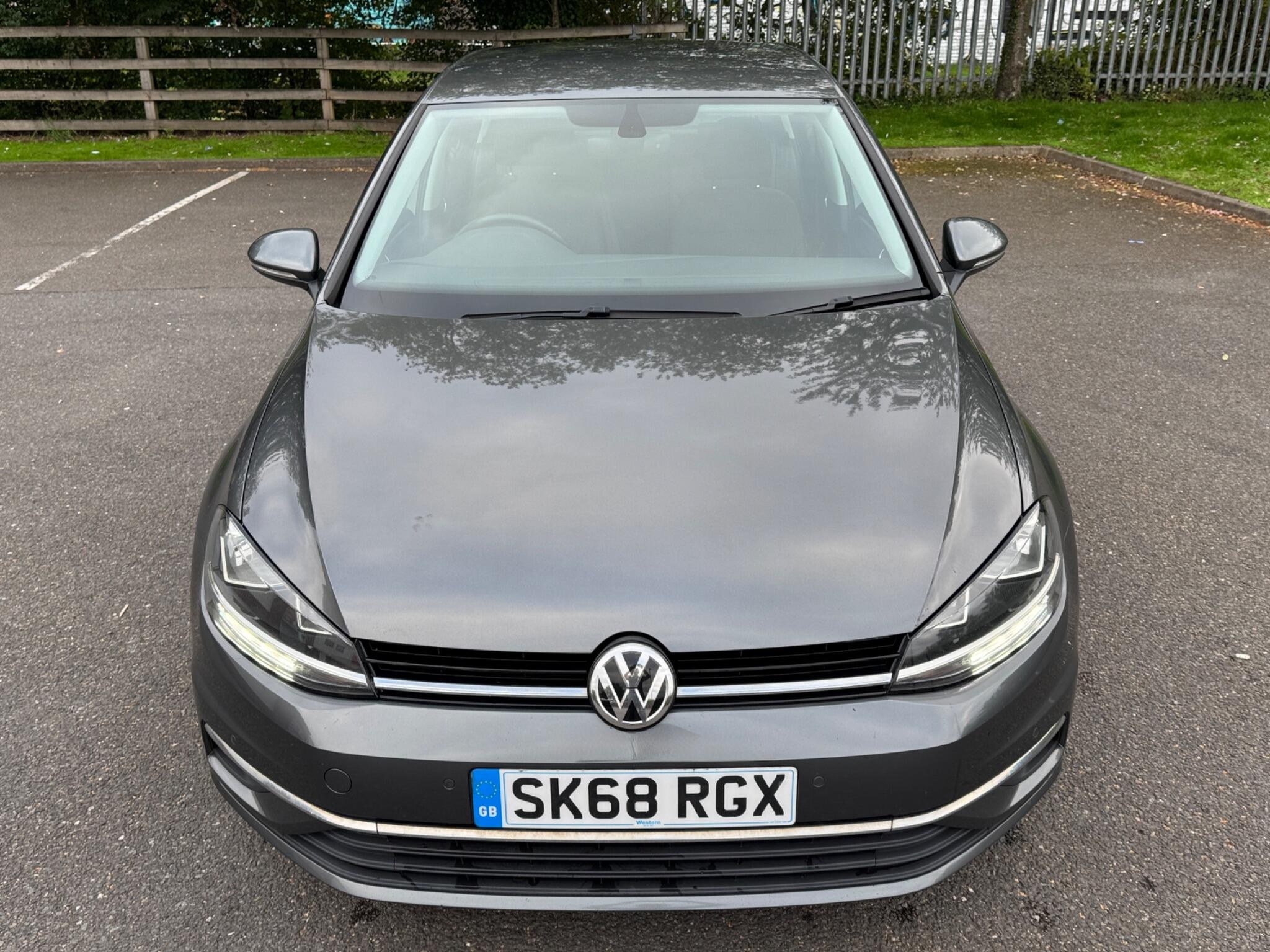 Volkswagen Golf view 11