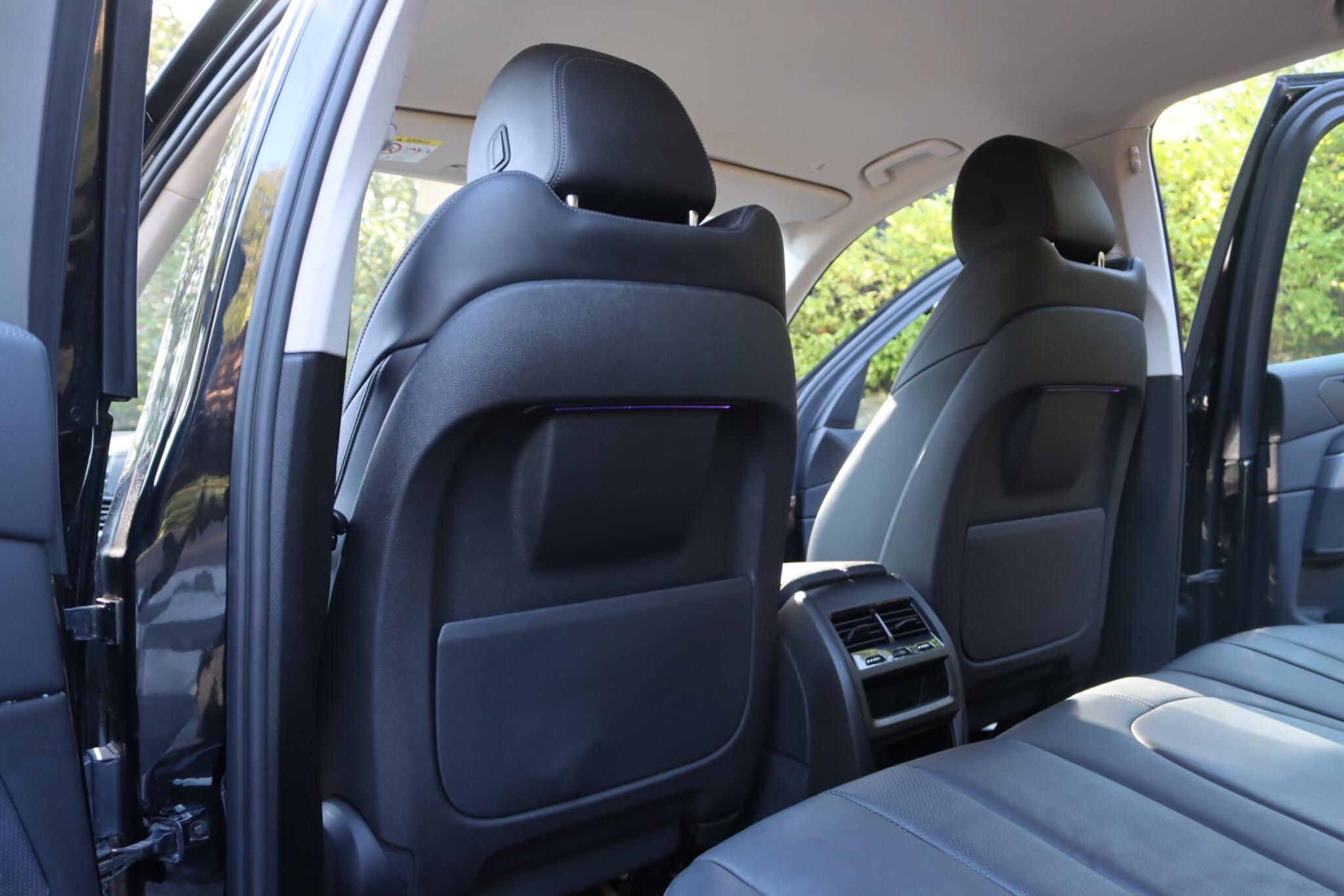 BMW X5 view 4