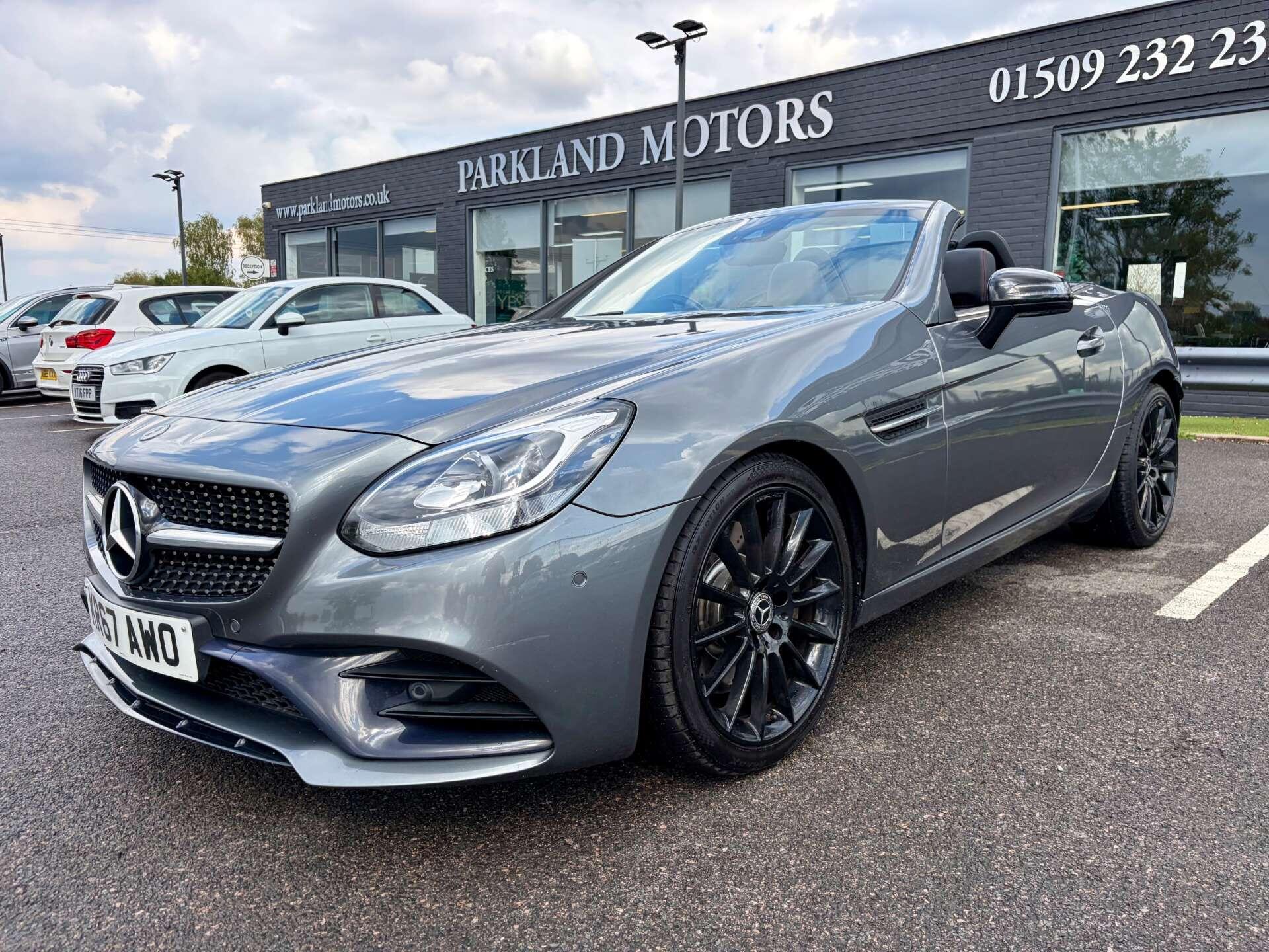 Mercedes-Benz SLC view 4