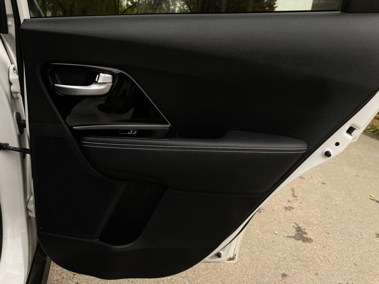 Kia Niro view 23