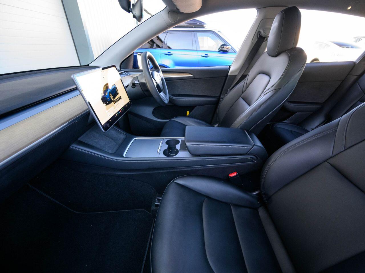 Tesla Model Y view 16