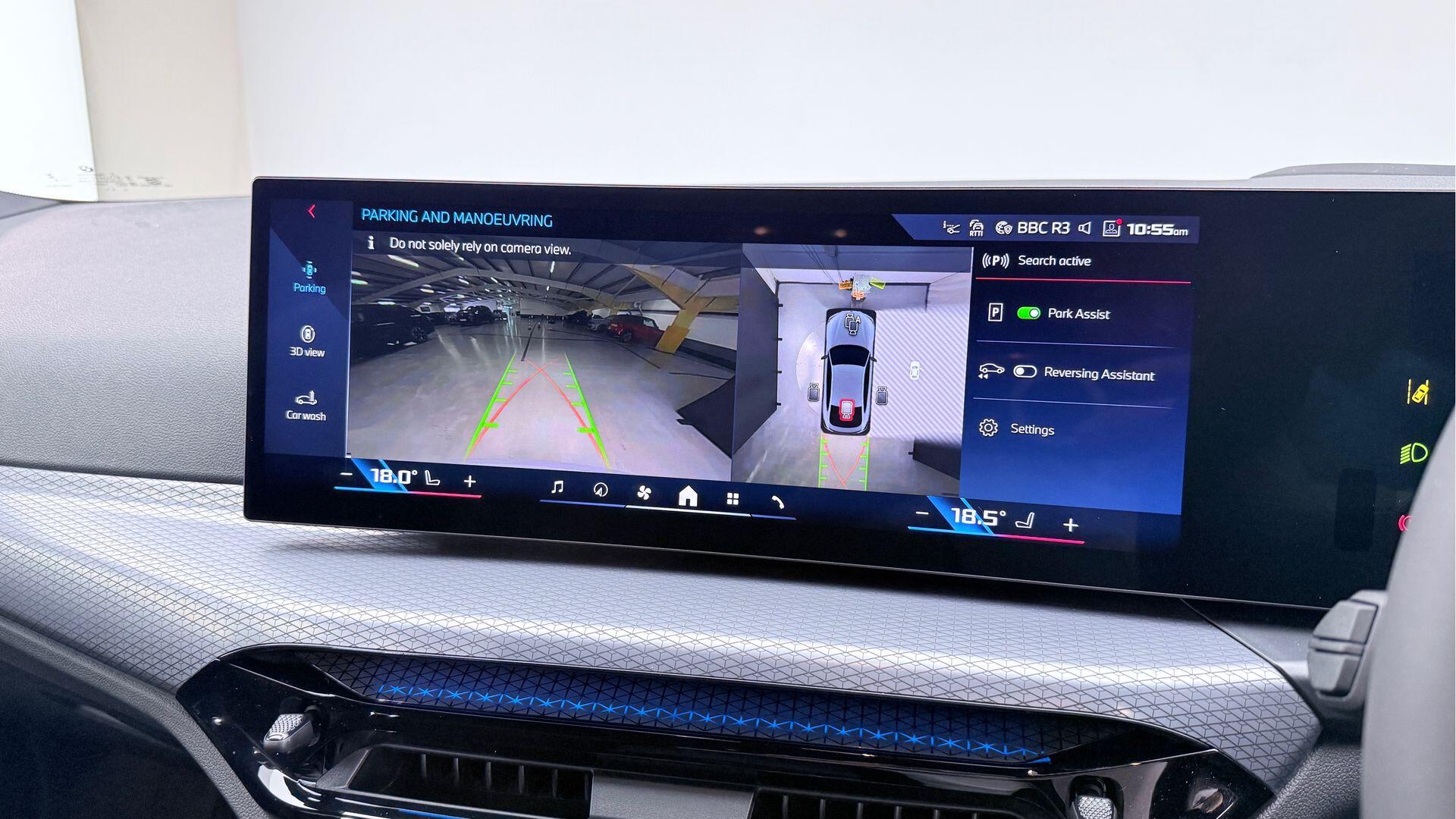 BMW I4 view 25