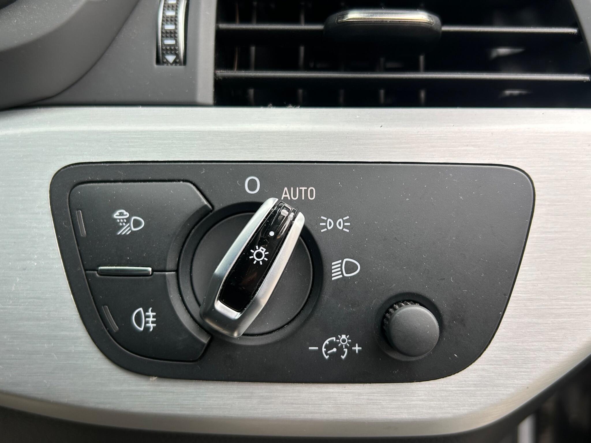 Audi A4 view 31