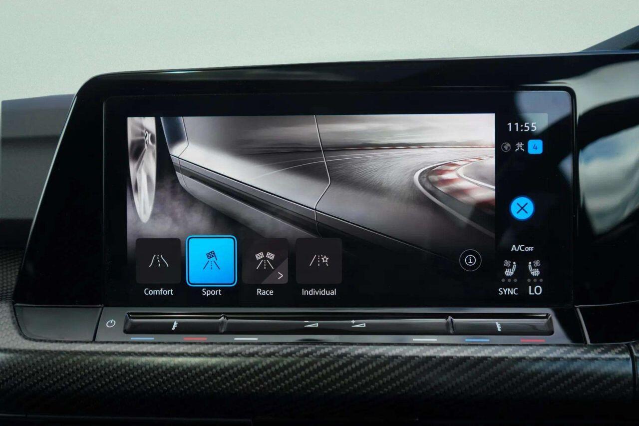 Volkswagen Golf view 34