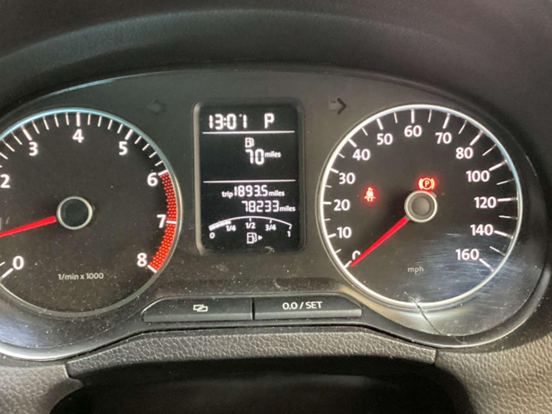 Volkswagen Polo view 9