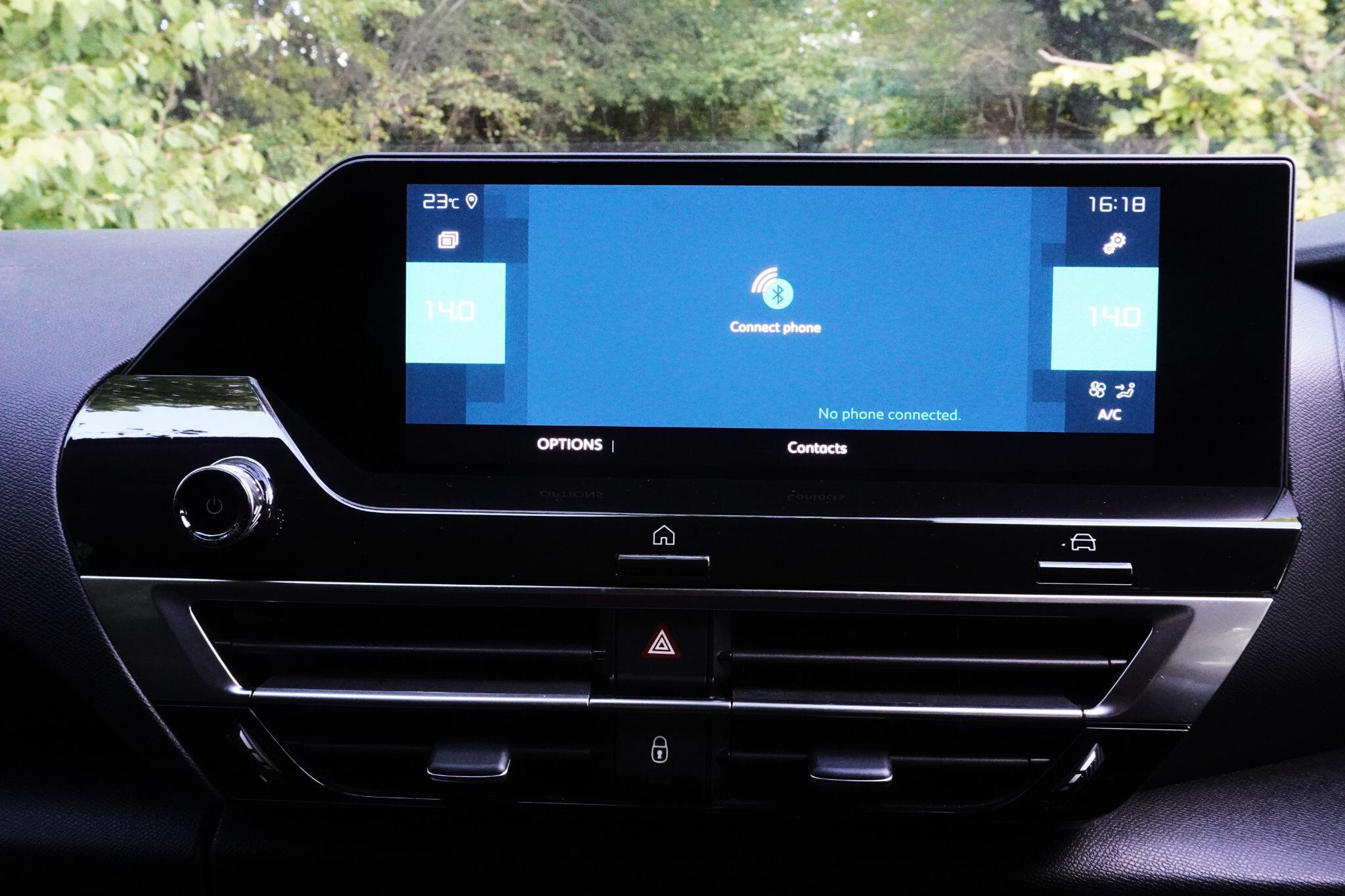 Citroen e-C4 view 30