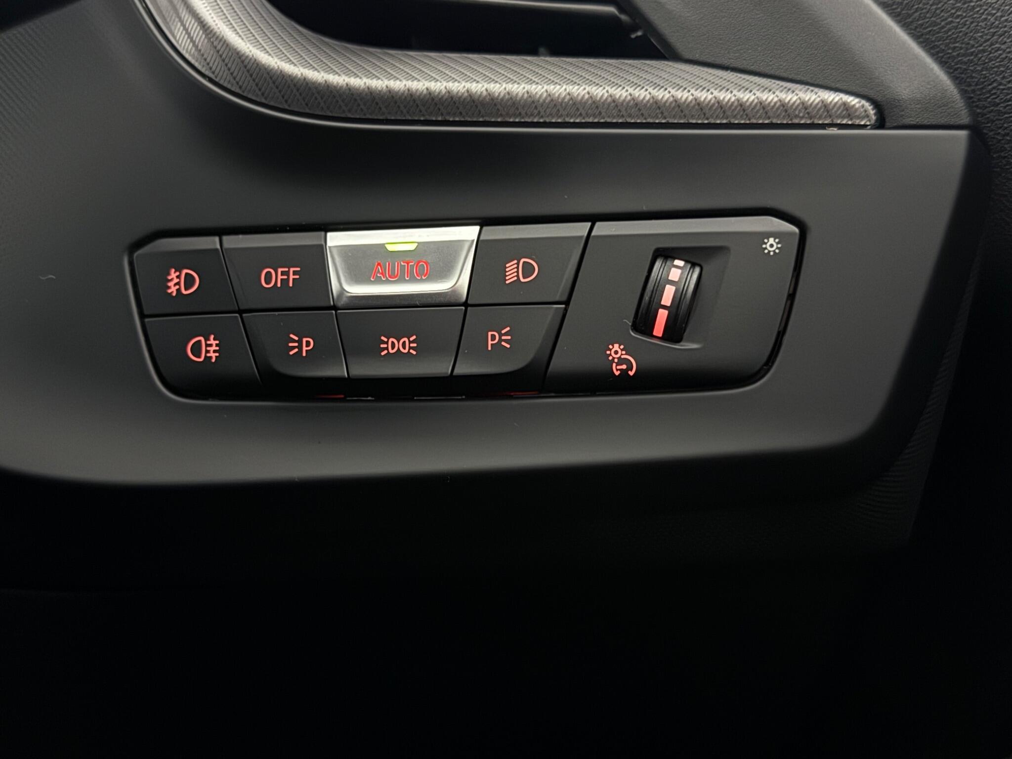 BMW 1 Series view 23