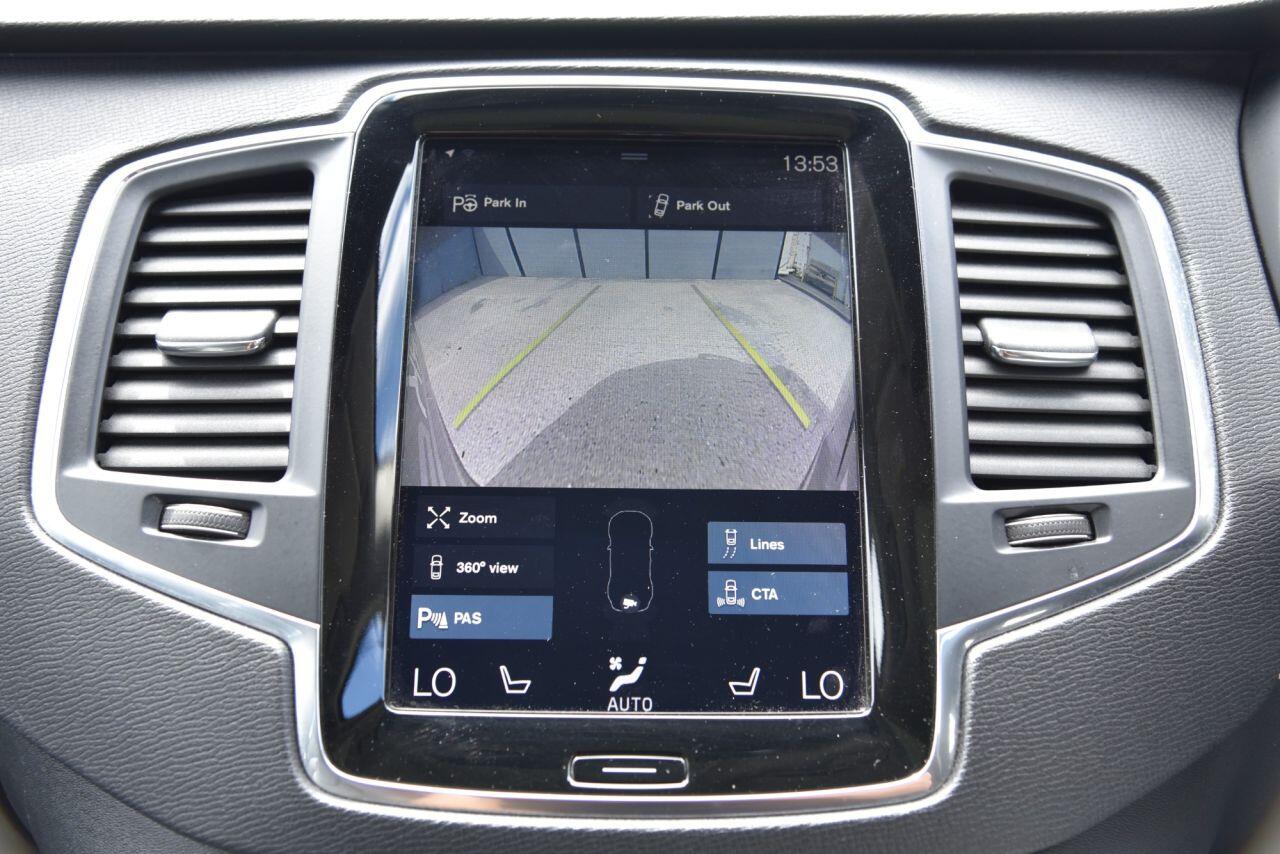 Volvo XC90 view 46