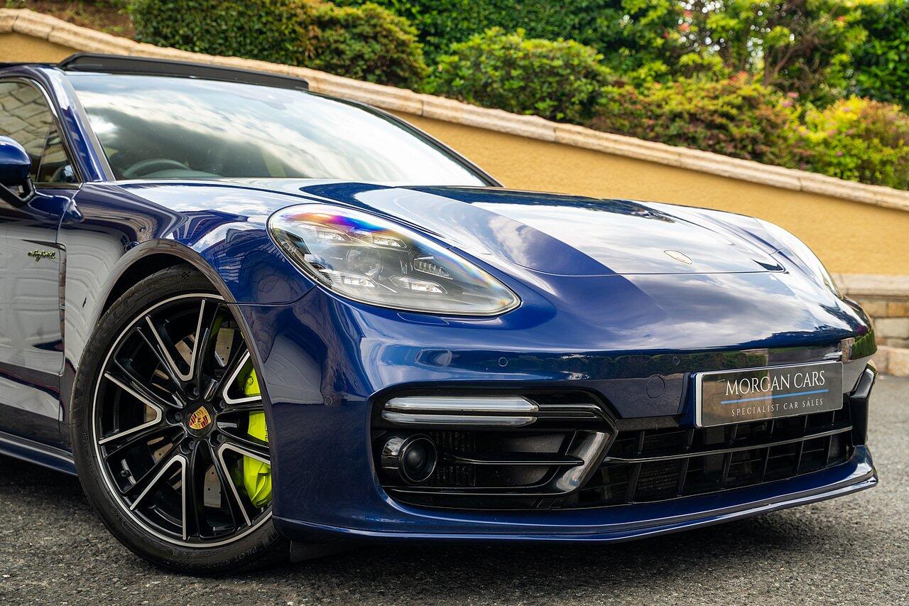 Porsche Panamera view 24