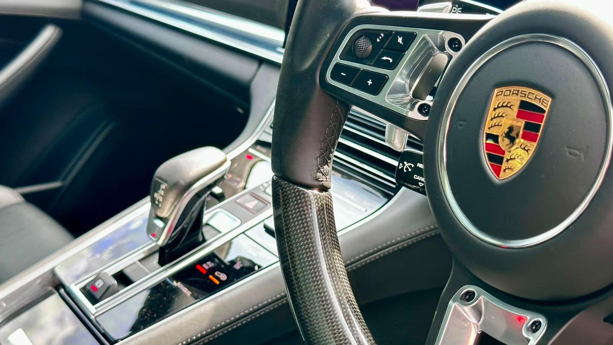 Porsche Panamera view 42
