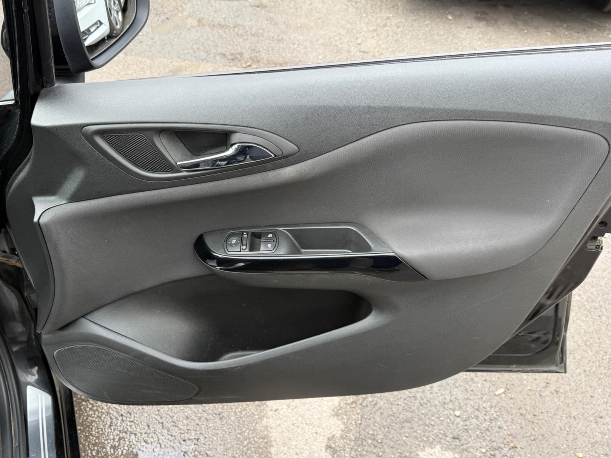 Vauxhall Corsa - Image 33